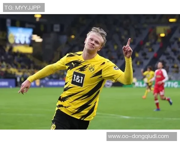 哈兰德今晨再添两球本赛季已狂轰30球展现超级状态 哈兰德今晨再添两球本赛季已狂轰30球展现超级状态